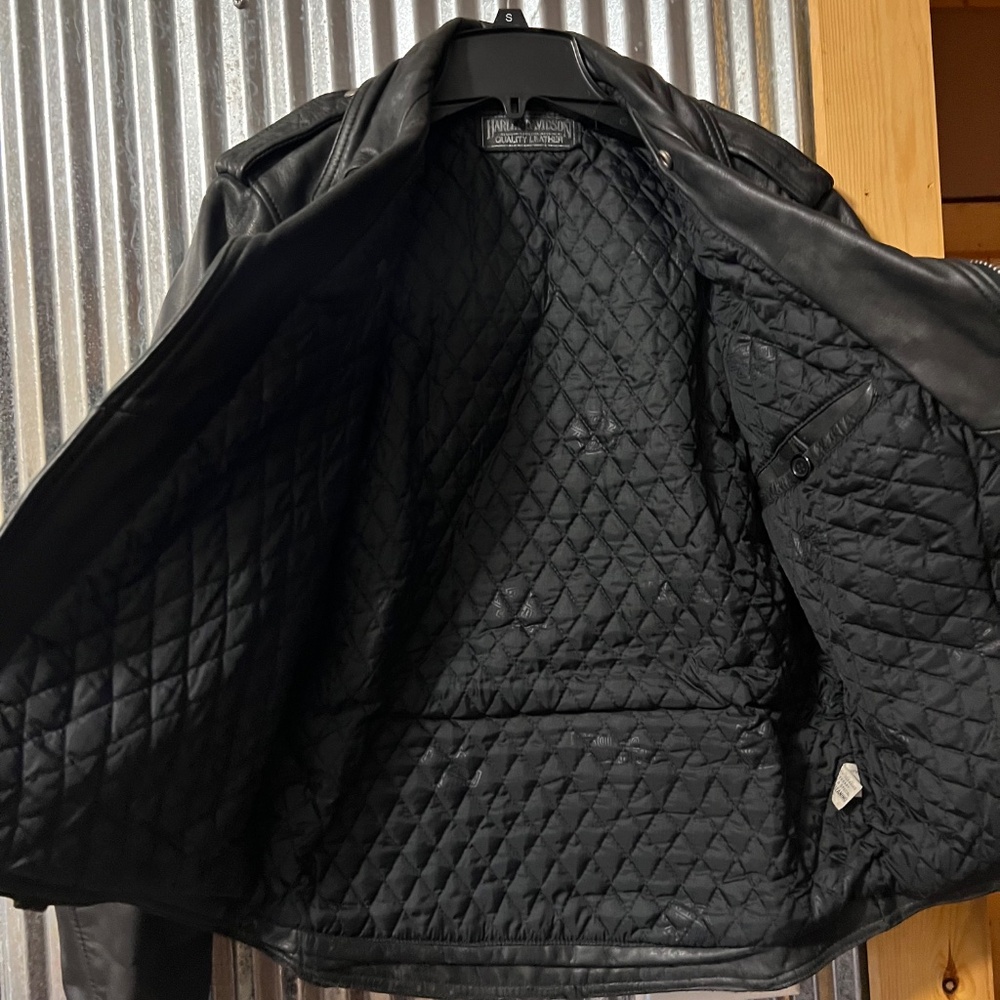 Harley Davidson Riding Jacket - Picture 2 of 5